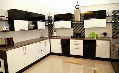 Kitchen, Storage Designs by Carpenter 🙏 फॉलो करो दिल्ली कारपेंटर को , Delhi | Kolo