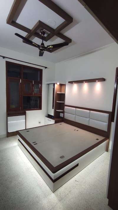 Ceiling, Lighting, Furniture, Bedroom, Storage Designs by Contractor Dharmendra  Singh, Gurugram | Kolo