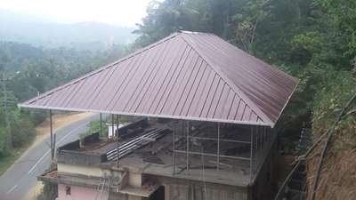 Roof Designs by Contractor JUSTINE K A JUSTINE K A, Ernakulam | Kolo
