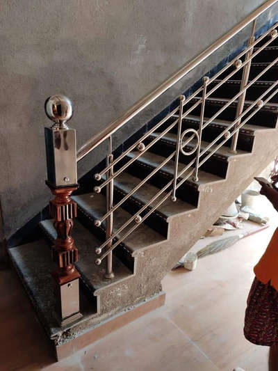 Staircase Designs by Fabrication & Welding Nadeem Dousa, Ghaziabad | Kolo