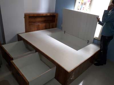 Furniture, Storage, Bedroom Designs by Carpenter Dharmendra tiwari, Bhopal | Kolo