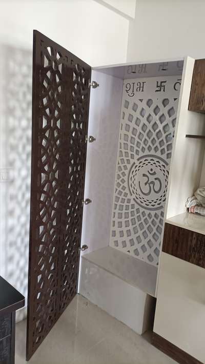 Prayer Room, Storage Designs by Building Supplies Nasir Khan, Gurugram | Kolo