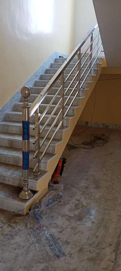 Staircase Designs by Fabrication & Welding Md moin Salmani, Delhi | Kolo