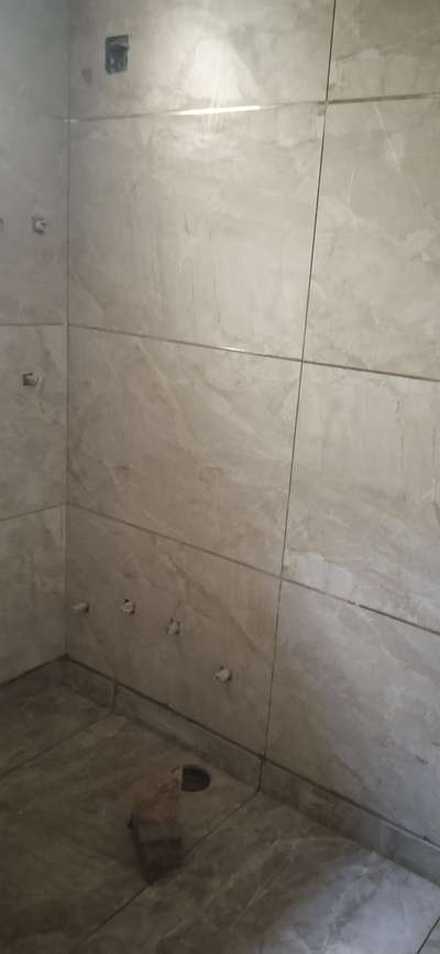 Bathroom Designs by Flooring Aamir Khan, Ghaziabad | Kolo