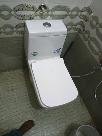 Bathroom Designs by Plumber Madan Lal Kumawat, Jaipur | Kolo