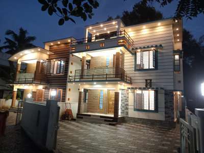 Exterior, Lighting Designs by Home Owner Vidhu Kumar, Thiruvananthapuram | Kolo