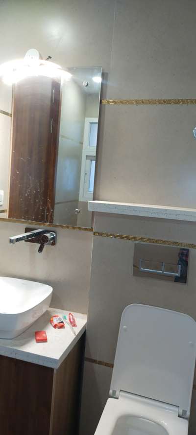 Bathroom Designs by Interior Designer Alam interior, Delhi | Kolo