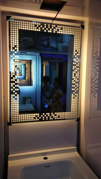 Bathroom Designs by Building Supplies Noida  Glass House, Gautam Buddh Nagar | Kolo