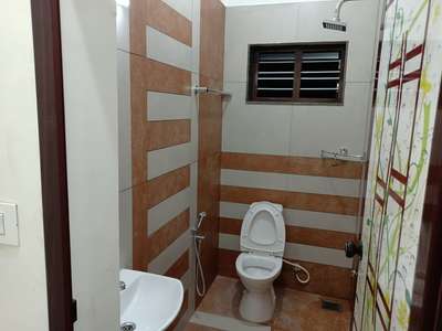 Bathroom Designs by Flooring sachu sachu, Thiruvananthapuram | Kolo