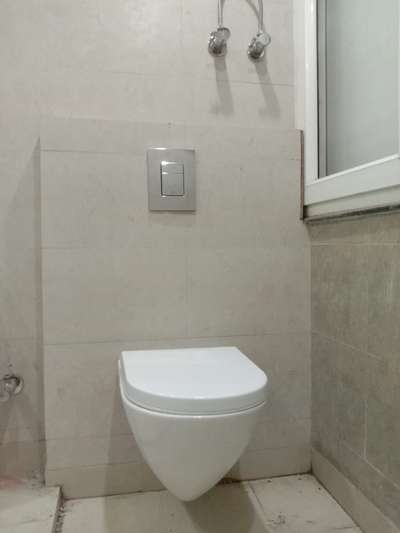 Bathroom Designs by Plumber Abid malik plumber , Ghaziabad | Kolo