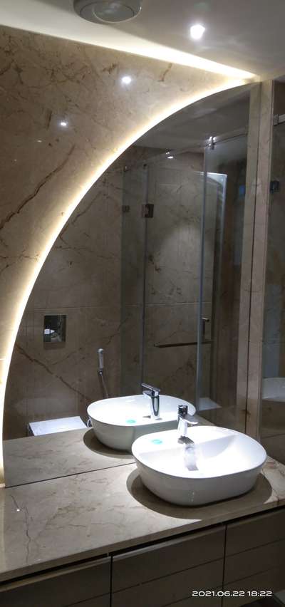 Bathroom Designs by Glazier Rajesh Chanwala, Delhi | Kolo
