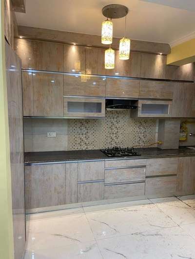 Kitchen, Lighting, Storage Designs by Contractor indiabulls interior, Gautam Buddh Nagar | Kolo