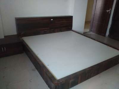 Furniture, Bedroom Designs by Carpenter Gopal Vishwakarma, Bhopal | Kolo
