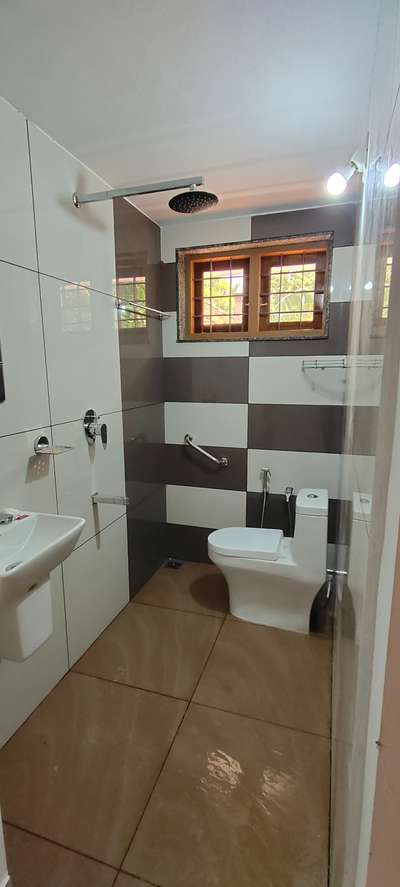 Bathroom Designs by Flooring Vineesh K R, Kottayam | Kolo