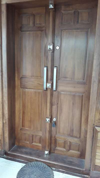 Door Designs by Carpenter gangadaran Ukgangaurakkat, Bengaluru | Kolo