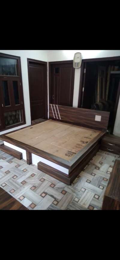 Bedroom, Furniture Designs by Contractor Nasru Saifi, Gautam Buddh Nagar | Kolo