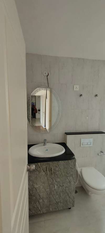 Bathroom Designs by Interior Designer deep tyagi, Gurugram | Kolo