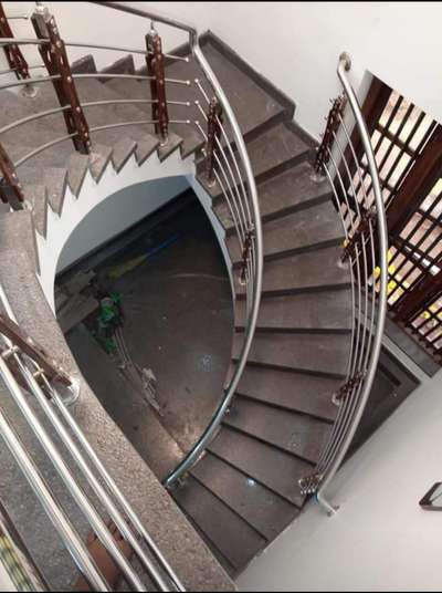 Staircase Designs by Contractor Supriyan Kv, Thrissur | Kolo