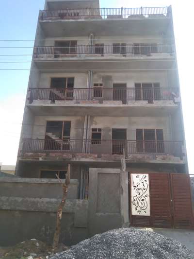 Exterior Designs by Civil Engineer Nashru Shah, Faridabad | Kolo