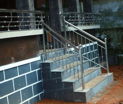 Staircase Designs by Contractor Mazearc Engineers, Ernakulam | Kolo