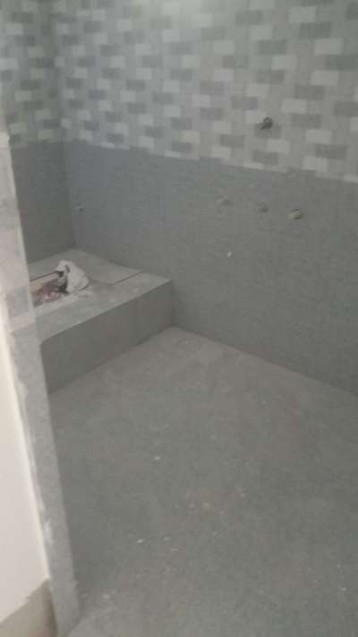 Bathroom Designs by Flooring Pappu Miah, Gautam Buddh Nagar | Kolo