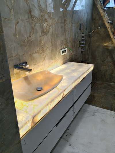 Bathroom, Lighting Designs by Civil Engineer shamsher khan, Gautam Buddh Nagar | Kolo
