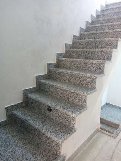 Staircase Designs by Flooring मार्बल आर्ट धर्मेंद्र  सुथार, Udaipur | Kolo