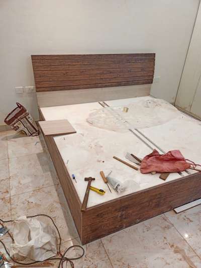 Furniture, Bedroom Designs by Carpenter Riyazul Interior, Gautam Buddh Nagar | Kolo