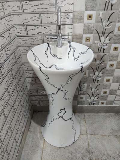 Bathroom Designs by Plumber Faeem Khan, Ghaziabad | Kolo