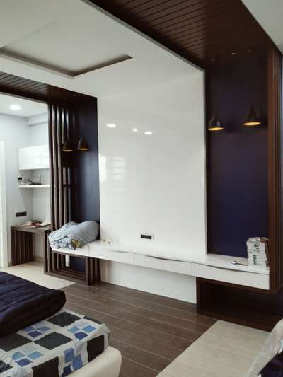 Storage, Ceiling, Furniture, Bedroom Designs by Carpenter राजकुमार कदम, Indore | Kolo