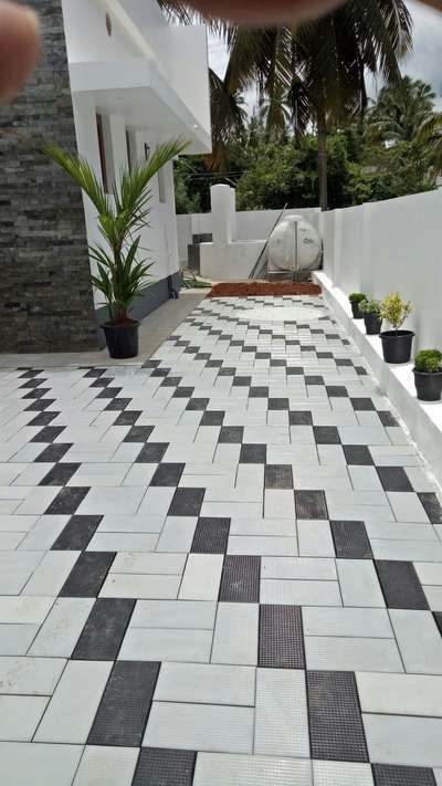 Flooring, Outdoor Designs by Contractor mariaarputham  pannier Selvam , Palakkad | Kolo