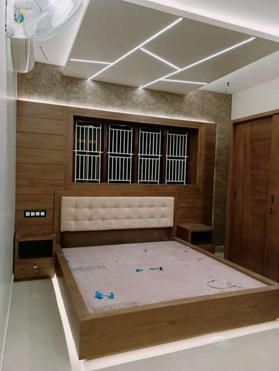 Bedroom, Lighting, Furniture, Storage, Ceiling Designs by Interior Designer Sajeesh Akkudu Arunima Saji, Kozhikode | Kolo