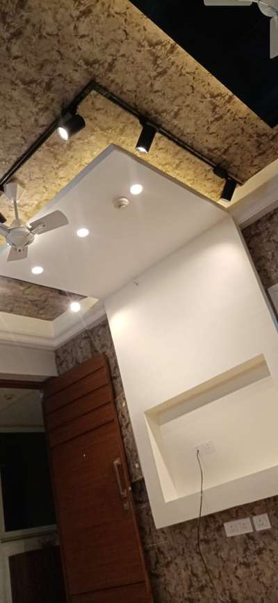 Ceiling, Lighting Designs by Contractor Mujahid Khan, Gurugram | Kolo