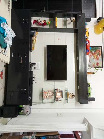 Living, Storage Designs by Interior Designer Vansh Saxena, Gautam Buddh Nagar | Kolo