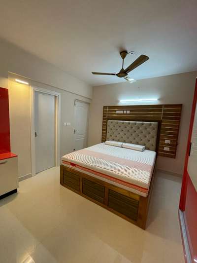 Bedroom Designs by Interior Designer SHYJU DIVAKARAN, Kollam | Kolo