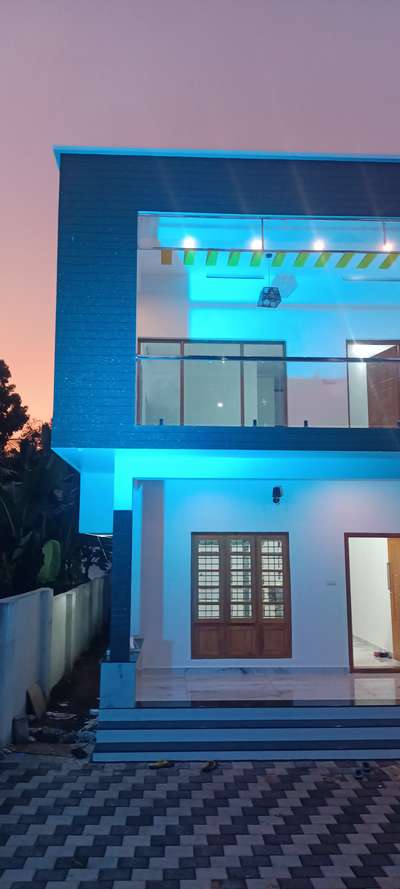 Exterior, Lighting Designs by Contractor Rolamin Sadhukhan, Kollam | Kolo