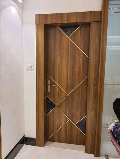 Door Designs by Contractor Suaib Saifi, Ghaziabad | Kolo