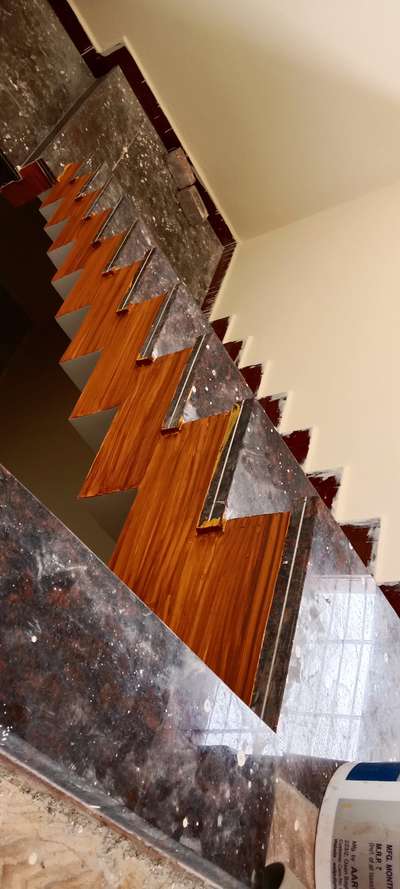 Staircase Designs by Building Supplies नासीर खान पेंटर, Ujjain | Kolo