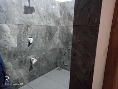 Bathroom Designs by Flooring SANIL T, Kannur | Kolo
