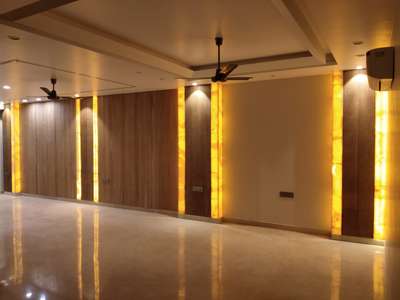 Ceiling, Flooring, Lighting, Wall Designs by Contractor Aalam saifi, Gautam Buddh Nagar | Kolo