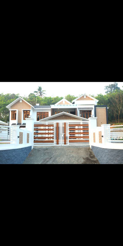 Exterior Designs by Civil Engineer Ben Bk BUILDERS, Kottayam | Kolo