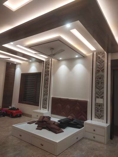 Ceiling, Lighting, Bedroom, Storage Designs by Contractor Iftekhar Saifi, Faridabad | Kolo