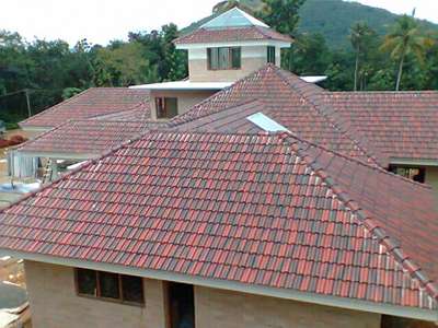 Roof Designs by Contractor സി എ ‌  പ്രദീപ്‌ , Alappuzha | Kolo