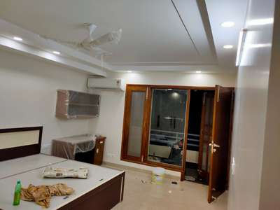 Bedroom, Storage, Ceiling, Lighting Designs by Contractor Sahil paint Contractor , Gurugram | Kolo