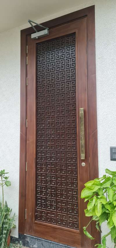 Door Designs by Contractor masif  ansari, Meerut | Kolo