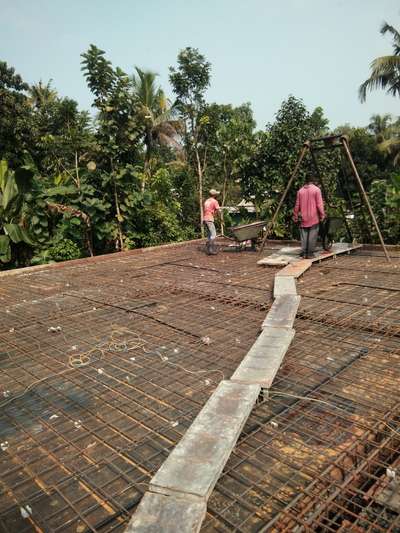 Roof Designs by Contractor Aghil Madhavan, Ernakulam | Kolo