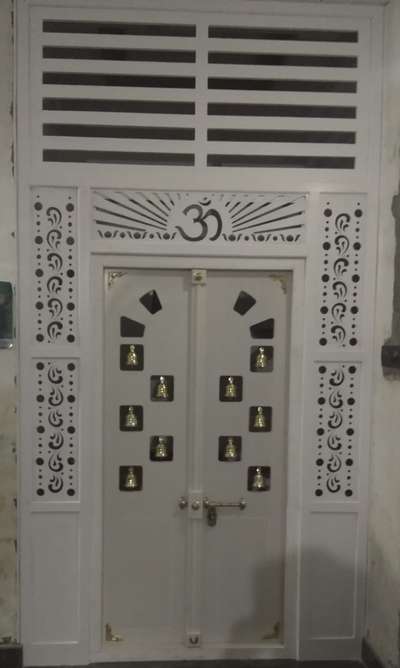 Prayer Room, Door Designs by Carpenter sailesh saileshputhoor, Thrissur | Kolo