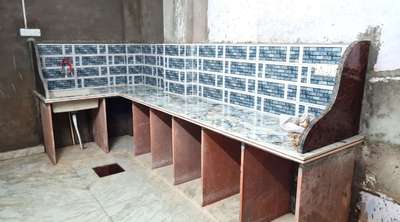 Kitchen, Storage Designs by Contractor Randheer singh, Bhopal | Kolo