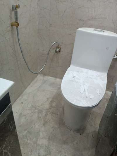 Bathroom Designs by Plumber Vikash Electrician and plumber , Delhi | Kolo