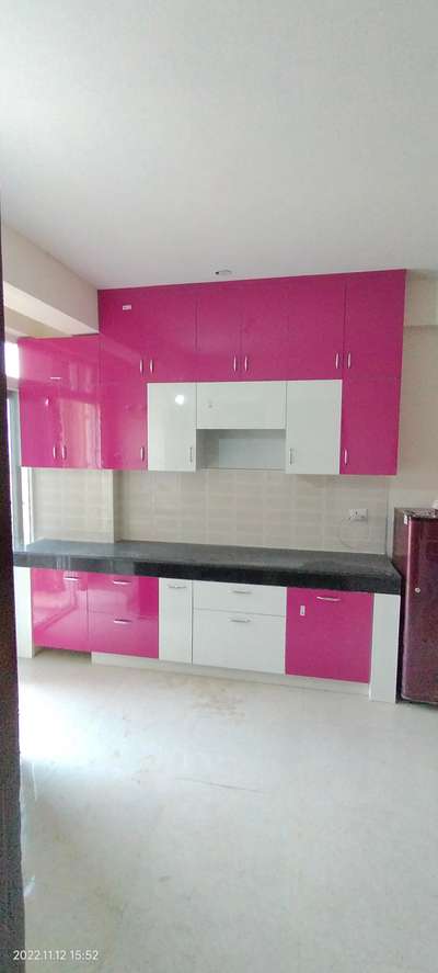 Kitchen, Storage Designs by Carpenter Kashif Kashif, Gurugram | Kolo